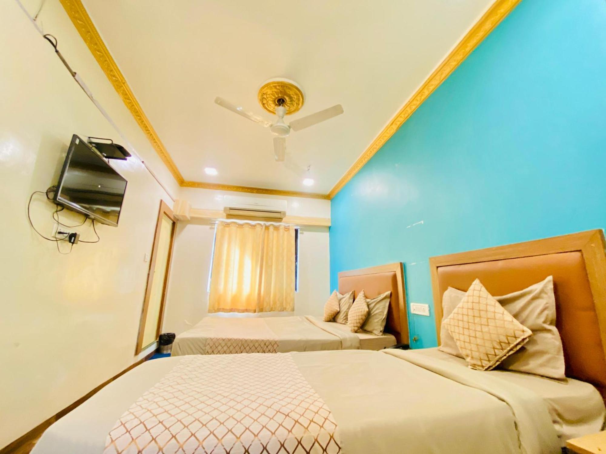 Hotel Abc Satellite Prahlad Nagar Ахмедабад Экстерьер фото