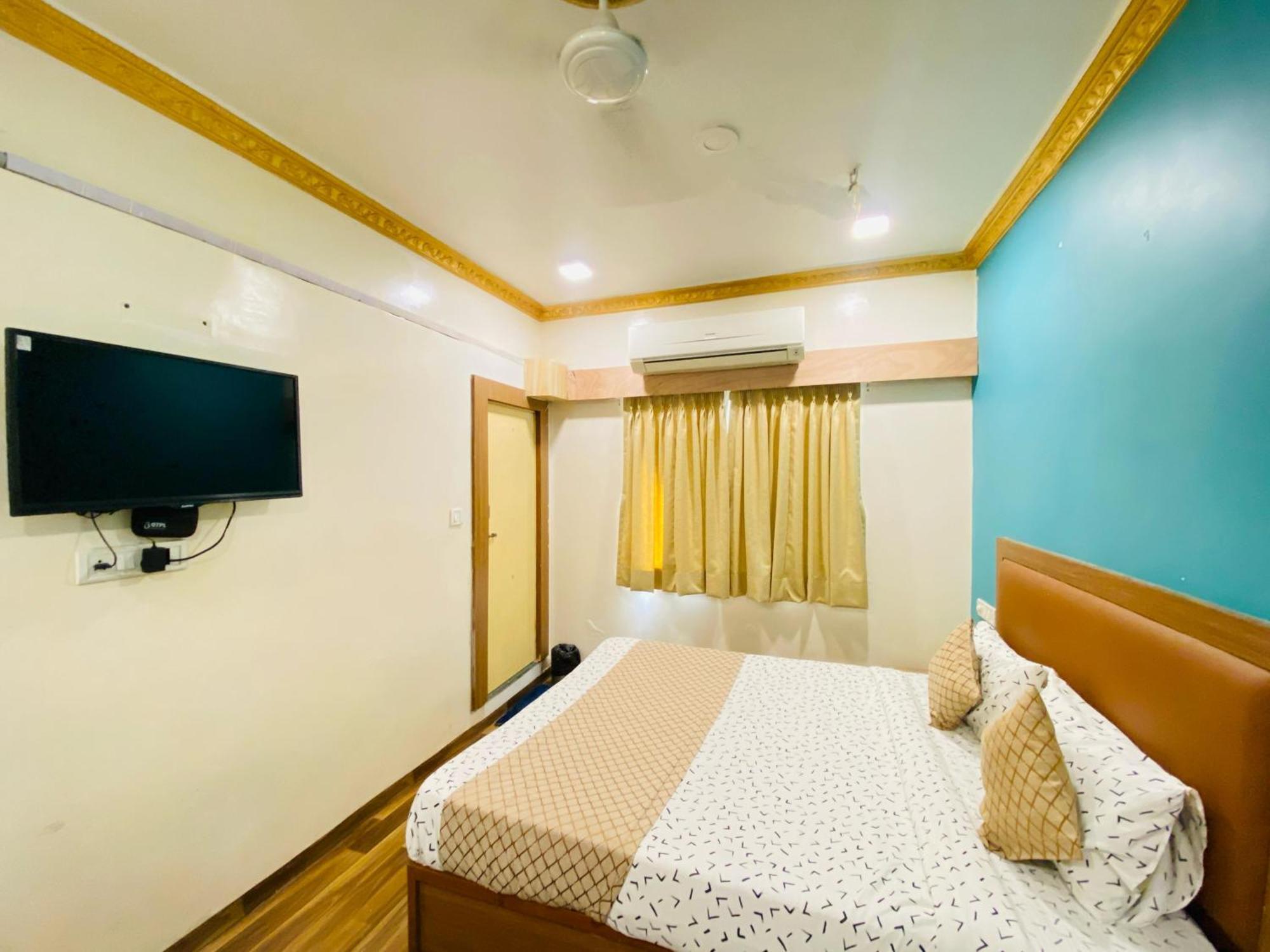 Hotel Abc Satellite Prahlad Nagar Ахмедабад Экстерьер фото